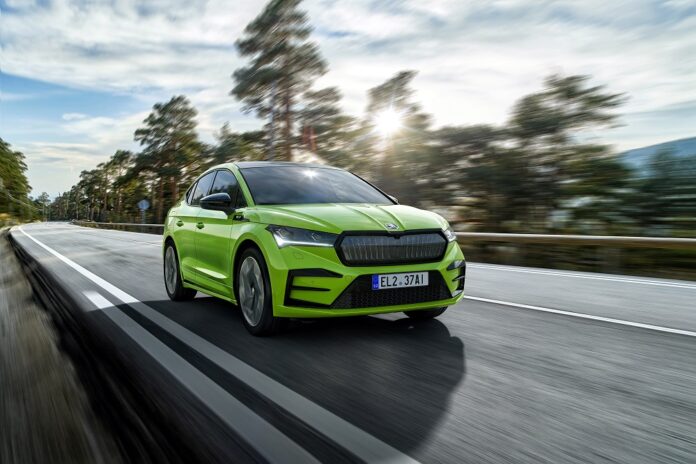 SKODA ENYAQ COUPE RS iV