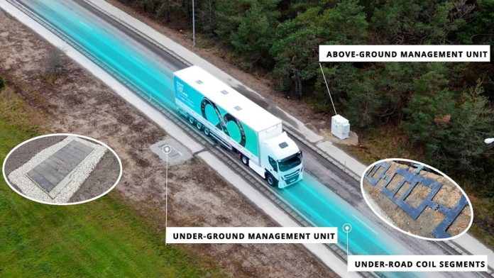 Spulen im Straßenbelag könnten Elektrofahrzeuge auch während der Fahrt laden (engl.).