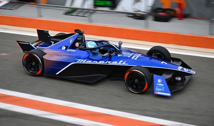 Maximilian Gunther, Maserati MSG Racing, Maserati Tipo Folgore in the pit lane